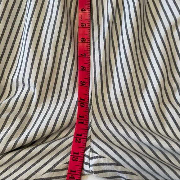 H&M Off-the-Shoulder Striped Jumpsuit 100% Cotton Side Pockets Elastic Neck Sz 6 - Picture 14 of 15